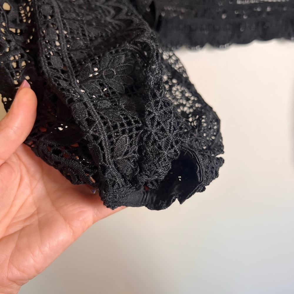 FARM Rio Black Guipure Lace Balloon sleeve, Blouse. EUC. No flaws. Womens Small - Picture 5 of 10